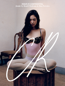 CR Fashion Book - Issue 27 - Jennie